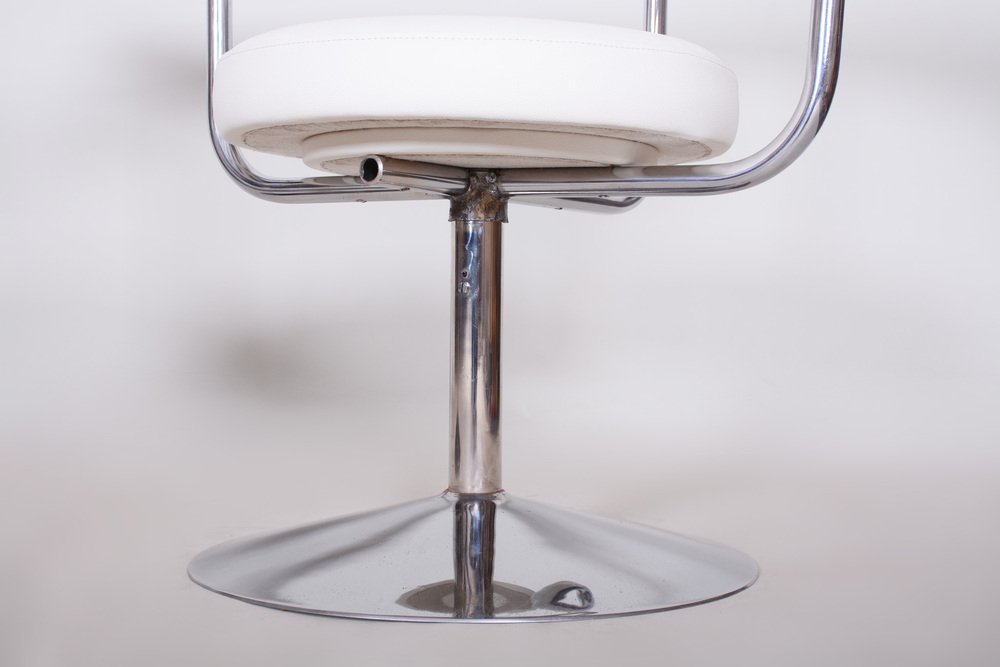 Bauhaus Swivel Chairs in High Quality Leather & Chrome-Plated Steel, Czech, 1940s