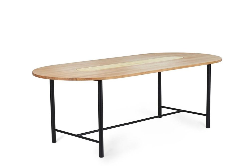 Be My Guest Dining Table by Warm Nordic