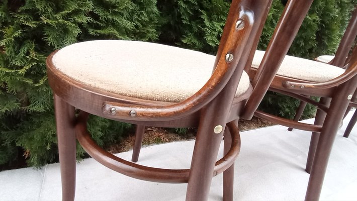 Beech Bentwood Chairs from Tatra, 1960s, Set of 4-VIC-1816031