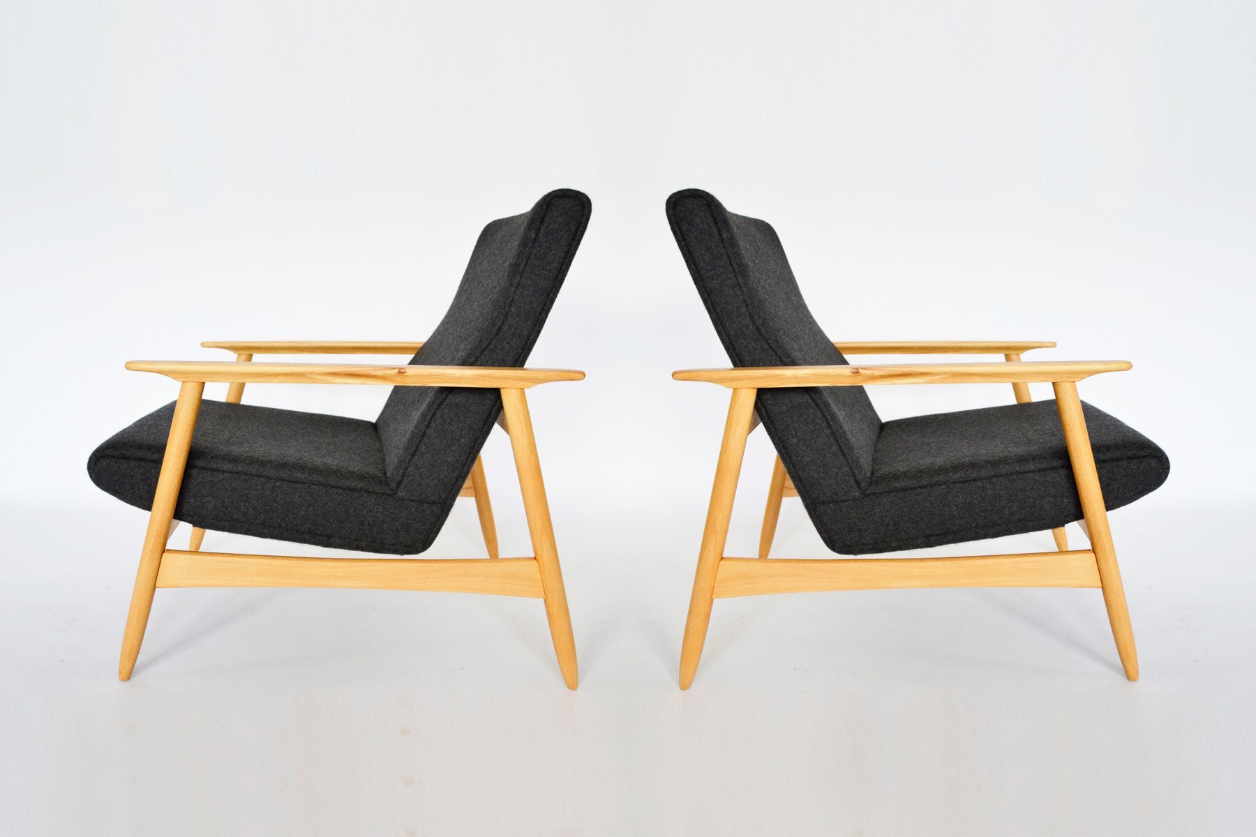 Beech & Felt Armchairs by Valerija Ema Cukermaniene for Vilnius Furniture Factory, 1960s, Set of 2