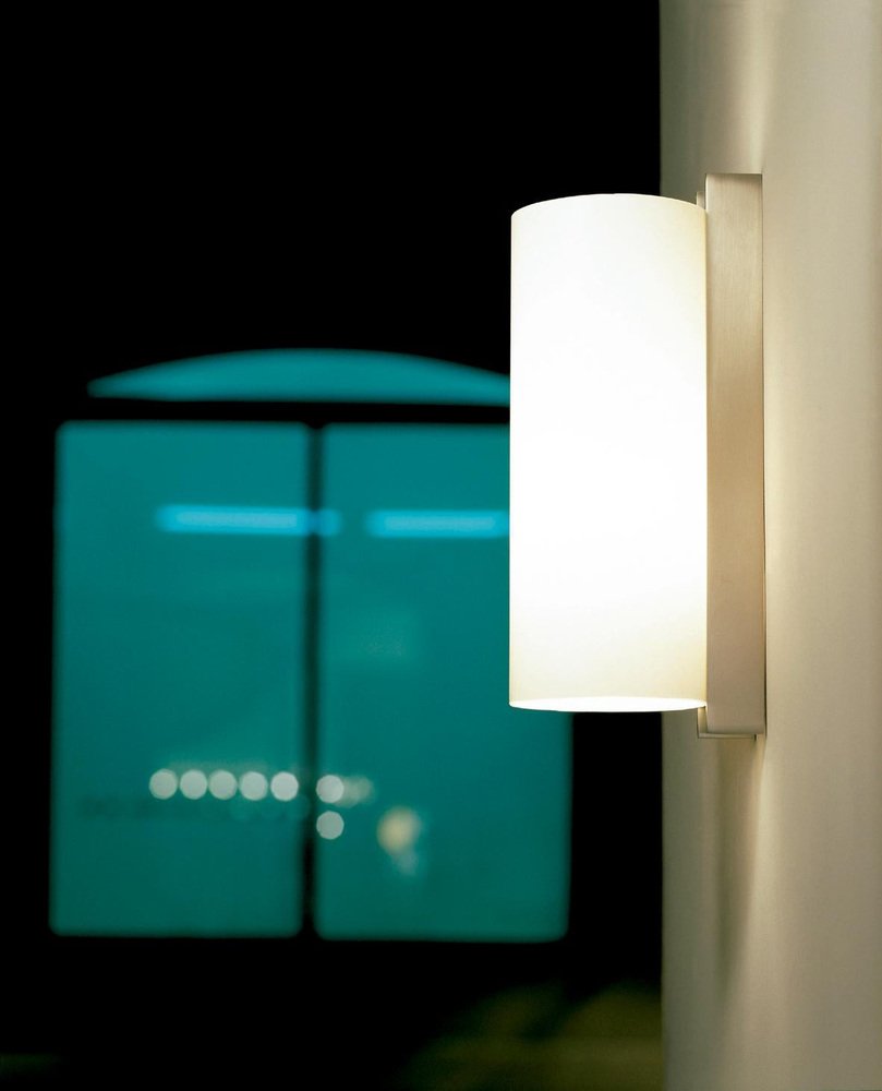 Beige and Beech TMM Corto Wall Lamp by Miguel Milá