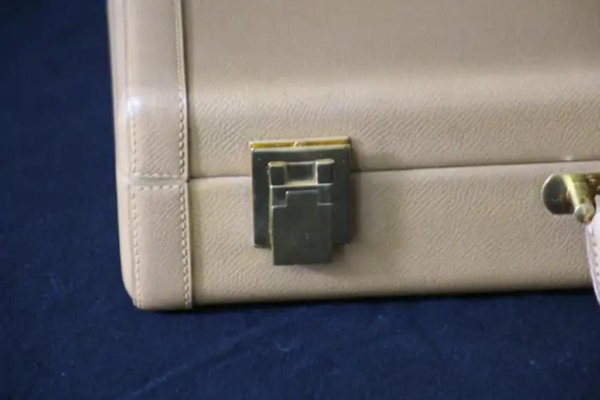 Beige Leather Briefcase from Hermès, 1990s-YF-1759552