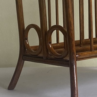 Bent Beech Model No. 33 Magazine Rack from Thonet Vienna, Austria, 1900s-HWV-1293484