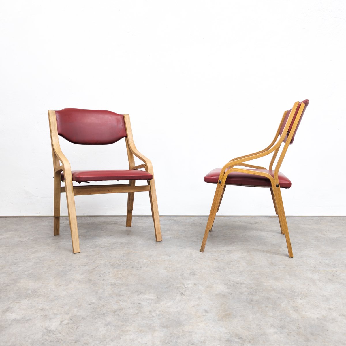 Bentwood Dining Chairs by Ludvík Volak for Drevopodnik Holesov, 1960s, Set of 2