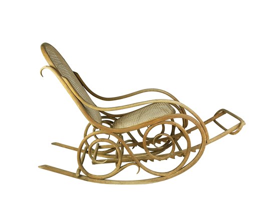 Bentwood Rocking Chair from Mundus, Hungary, 1900s-RD-1802061