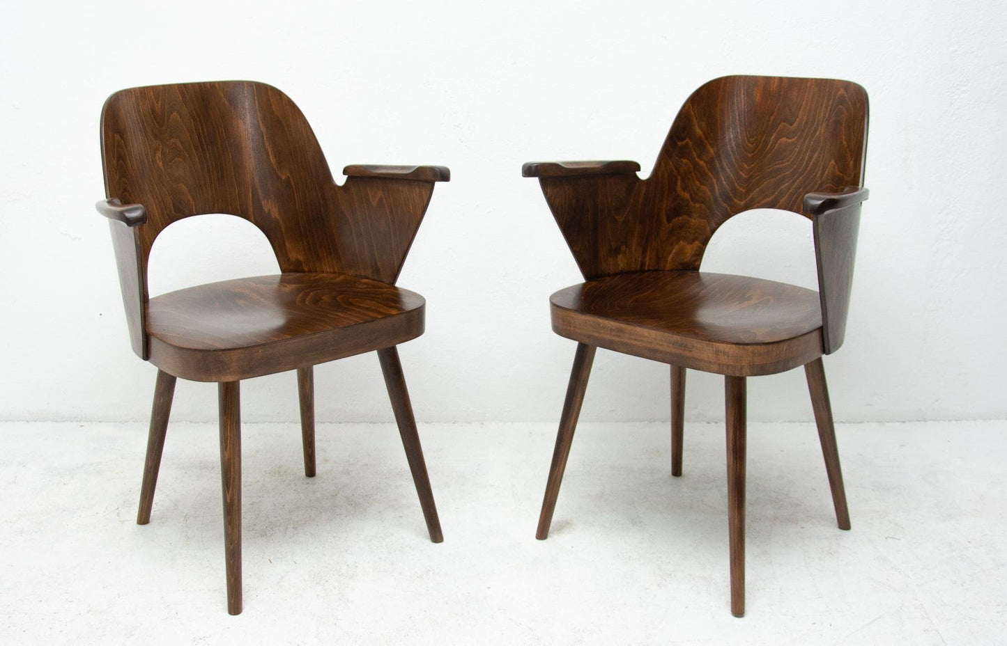 Bentwood Writing Desk Armchair by Radomír Hofman for Ton