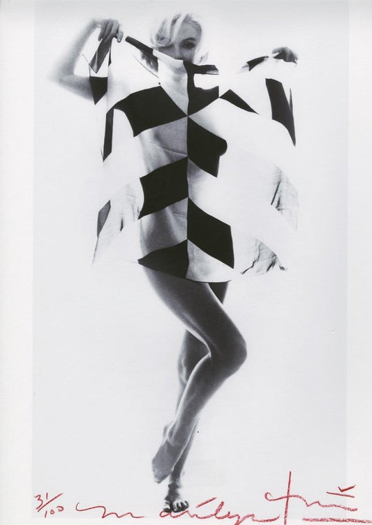 Bert stern "Marilyn Monroe black and white scarf " 2012 2012