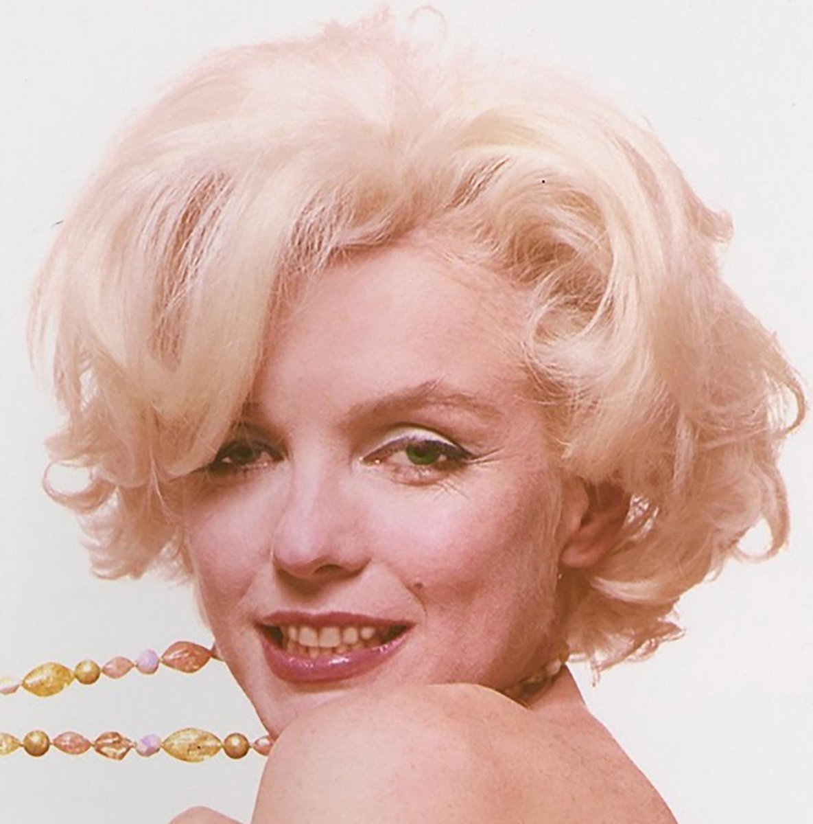 Bert stern " Marilyn stretching beads " 2010 2010