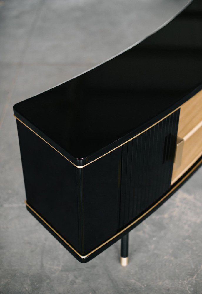 Bespoke Cabinet by Magdalena Tekieli