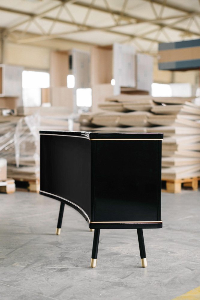 Bespoke Cabinet by Magdalena Tekieli