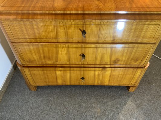 Biedermeier Chest of Drawers in Cherry, 1830s-NYZ-1820187