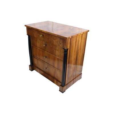 Biedermeier Chest of Drawers in Walnut-WFJ-1818288