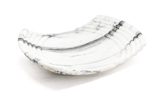 Big Wave Tray in Arabescato Marble from Fiammettav Home Collection