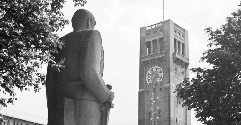 Bismarck Monument View to Deutsches Museum, Munich Germany, 1937-DYV-988717