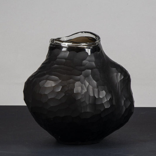 Black and Transparent Glass Vase with Abstract Shapes Finish with Chopped Anacles