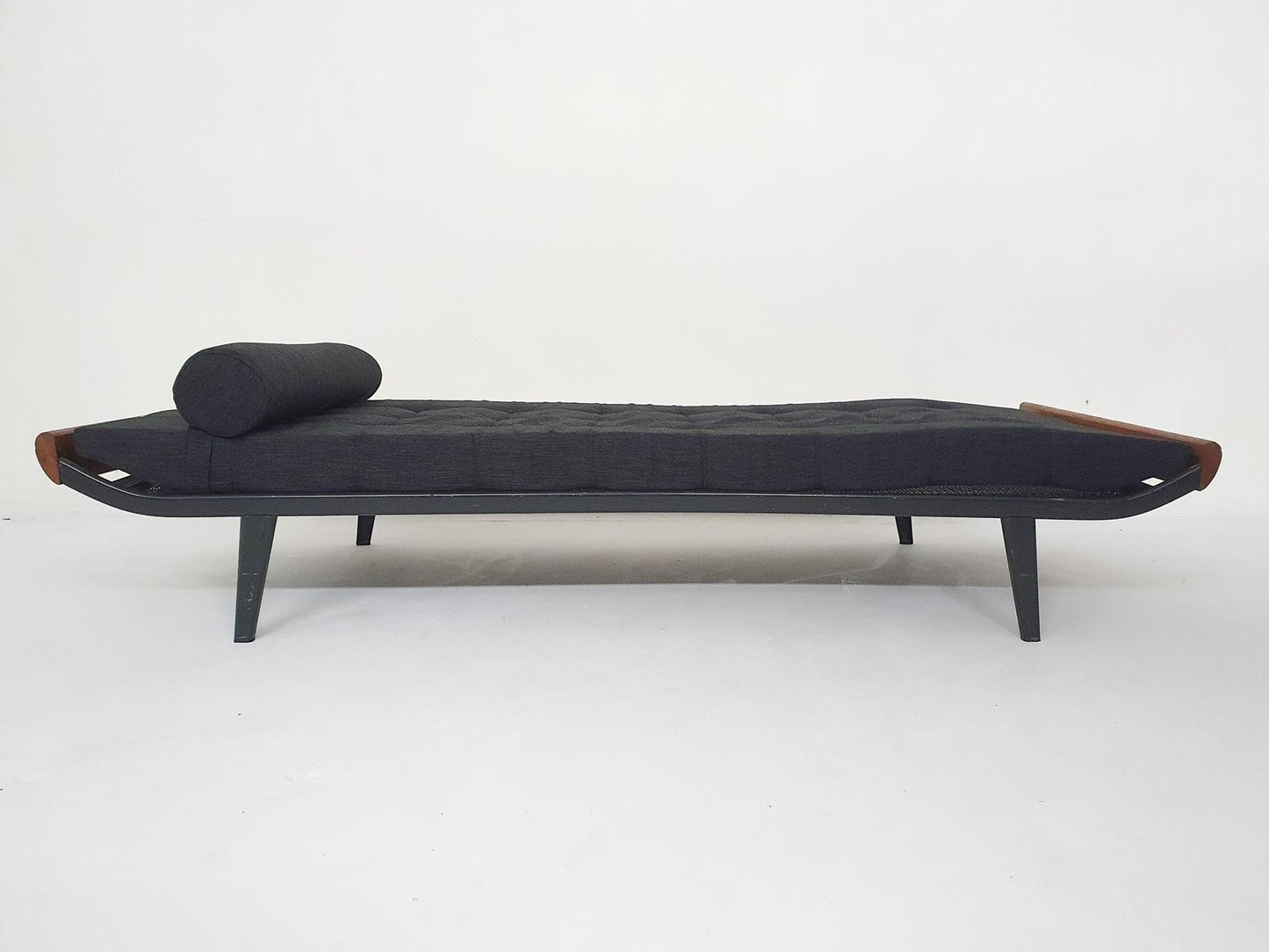 Black Cleopatra Daybed by A.R. Cordemeyer for Auping, The Netherlands, 1953