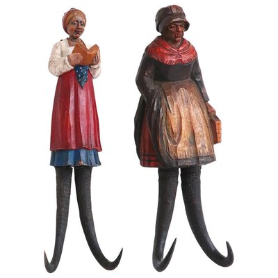 Black Forest Figural Carved Wall Hooks, 19th Century, Set of 2-DEK-932454