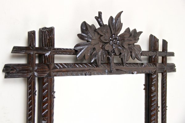 Black Forest Wall Mirror with Center Top Carving, Austria, 1890s-TQA-1322357