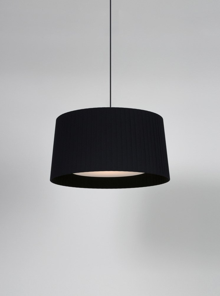 Black GT5 Pendant Lamp by Santa & Cole