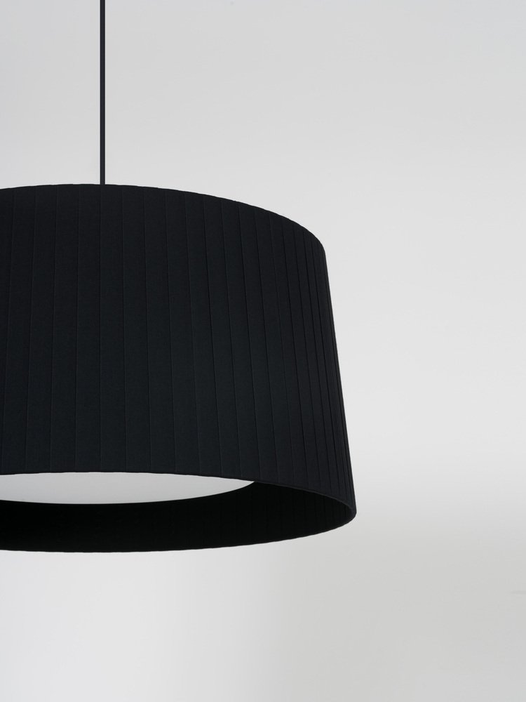 Black GT5 Pendant Lamp by Santa & Cole