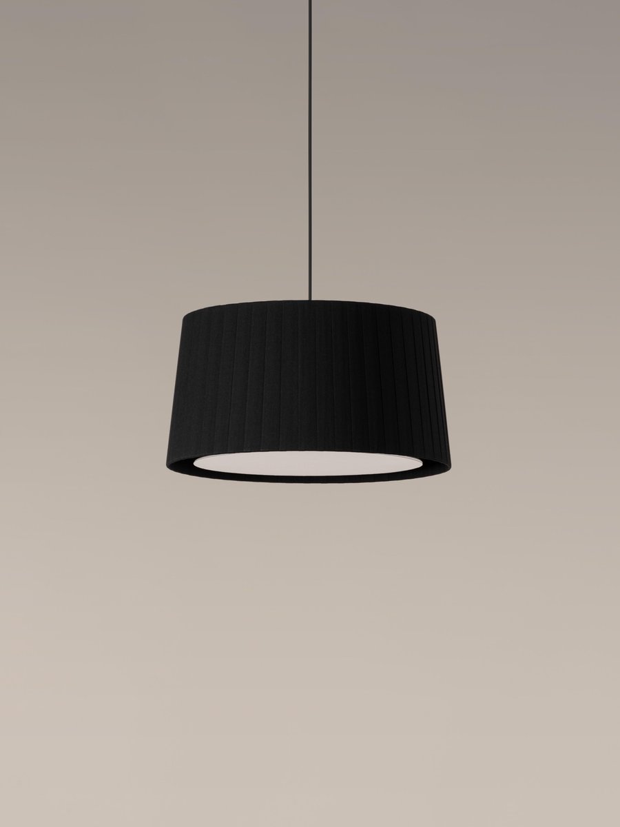 Black GT6 Pendant Lamp by Santa & Cole