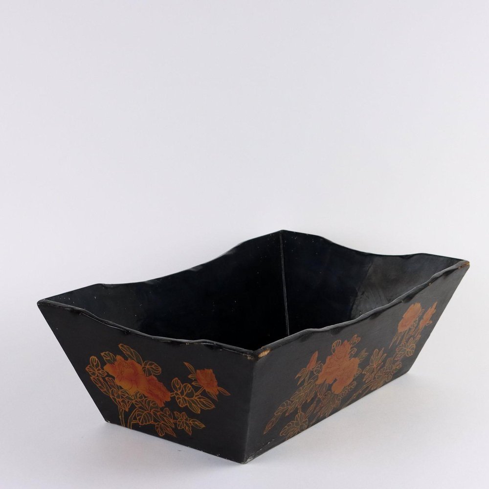 Black Lacquered Wood Basket