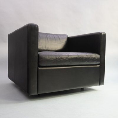 Black Leather 1051 Club Armchair by Charles Pfister from Knoll Inc. / Knoll International, 2000-RST-1371932