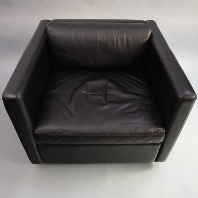 Black Leather 1051 Club Armchair by Charles Pfister from Knoll Inc. / Knoll International, 2000-RST-1371932