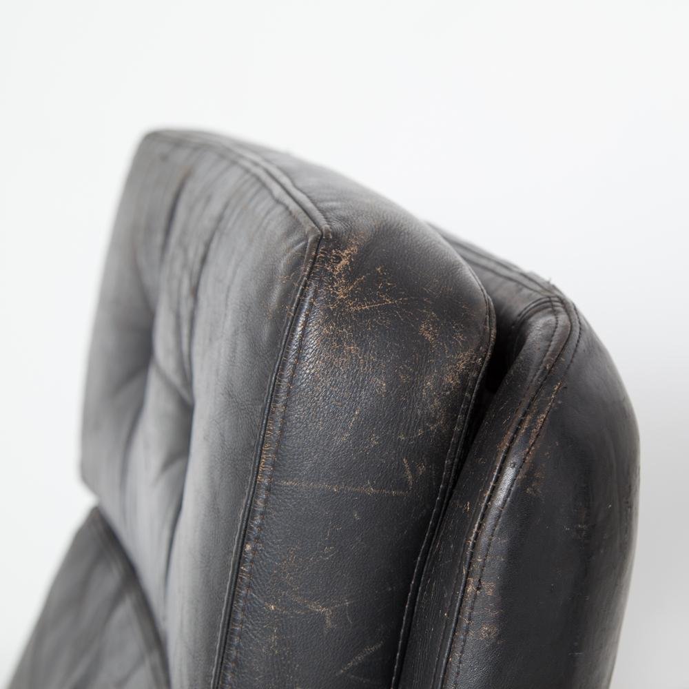 Black Leather Cracked Armchair