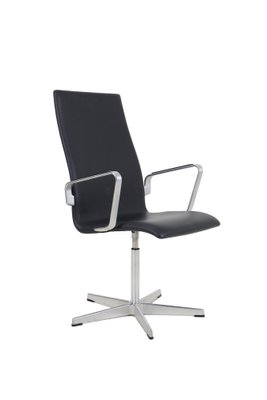 Black Leather Oxford Chair with Swivel Function by Arne Jacobsen for Fritz Hansen, 2008-NIX-1763663