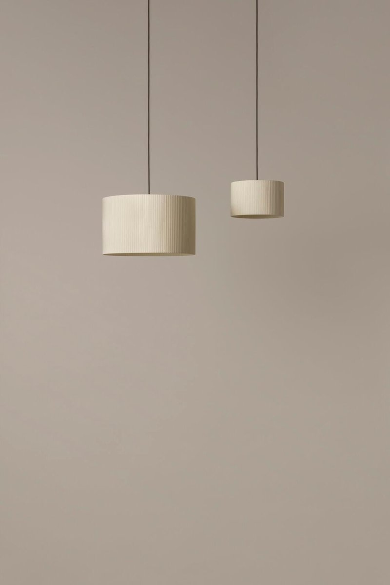 Black Sísísí Cilíndricas GT2 Pendant Lamp by Santa & Cole