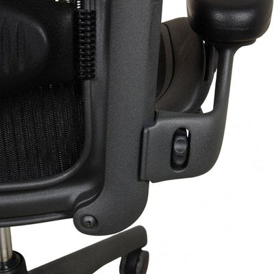 Black Size B Aeron Office Chair from Herman Miller-MTD-1400328