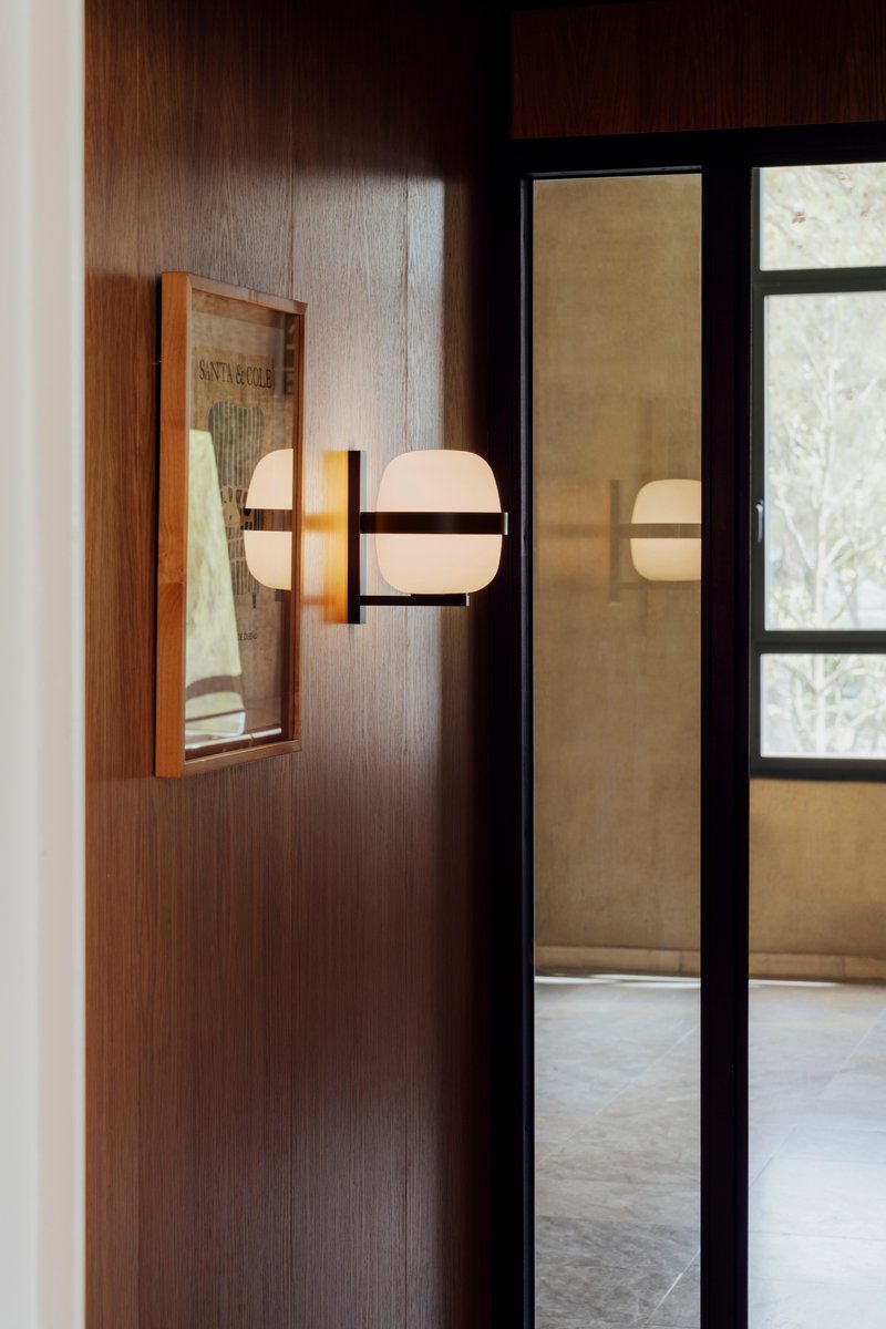 Black Wally Wall Lamp by Miguel Milá