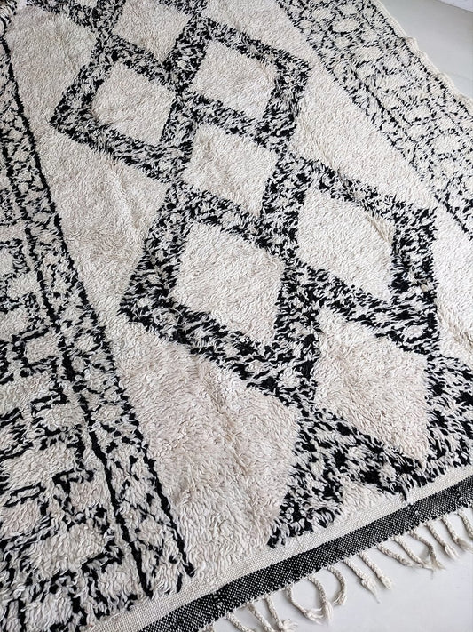 Black & White Marmoucha Rug