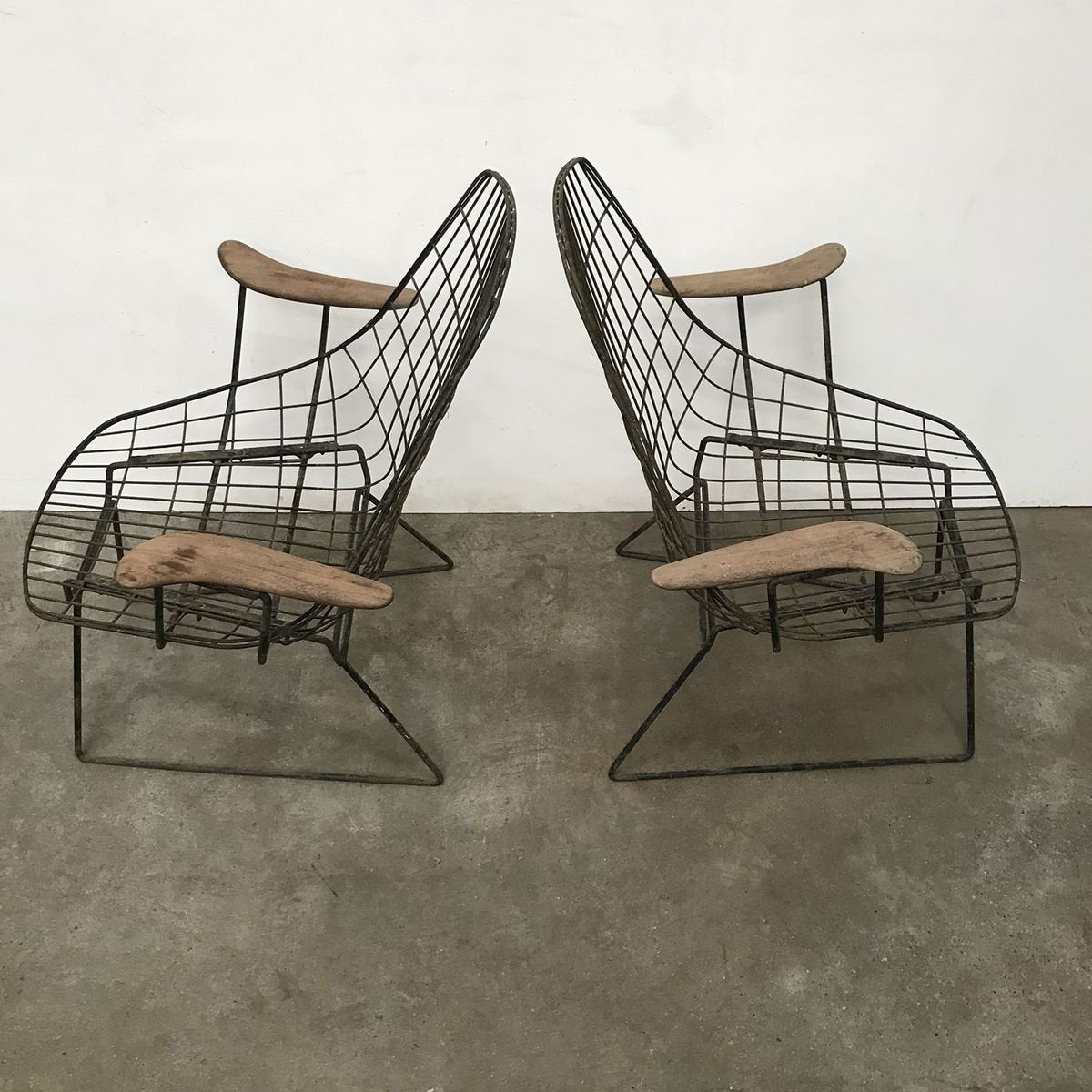 Black Wire Easy Chairs with Wooden Armrests, 1960s, Set of 2