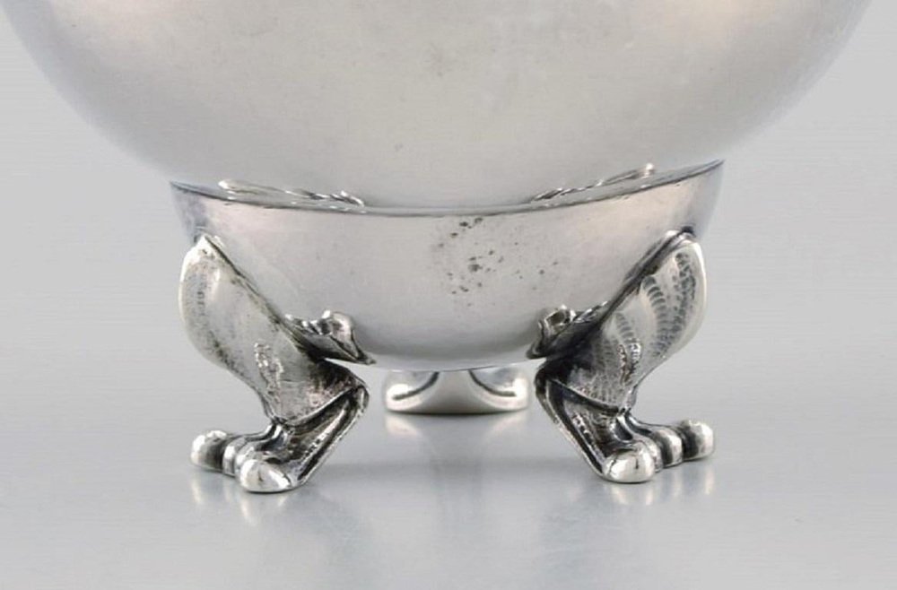 Blossom Sugar Bowl in Hammered Sterling Silver from Georg Jensen, 1920s