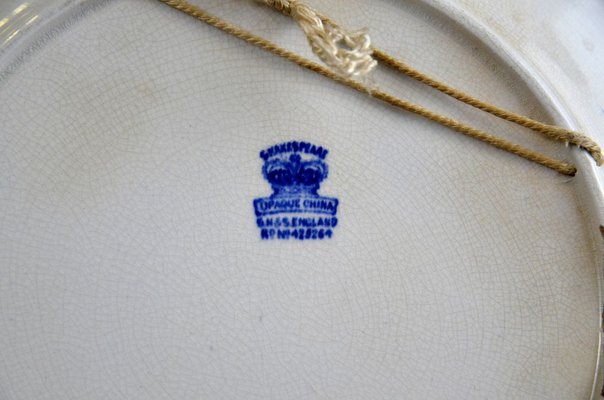 Blue and White Souvenir Plate with Portrait of William Shakespeare by Samuel Hancock & Sons, 1904-YNA-784427