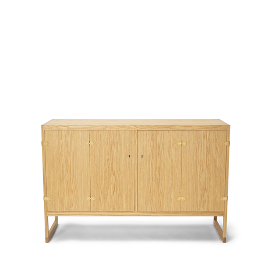 BMO057 SIDEBOARD