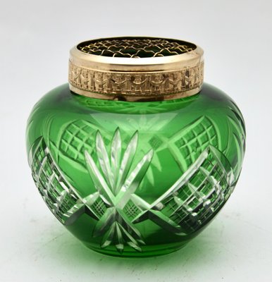 Bohemian Pique Fleurs Vase in Bright Green Cut-to-Clear Crystal with Grille-MJY-1148911