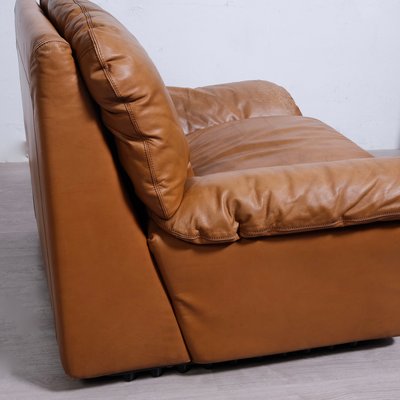 Bonheur Armchair in Leather Ammannati and Giampiero Vitelli for Brunati, 1970s-XSG-2040296