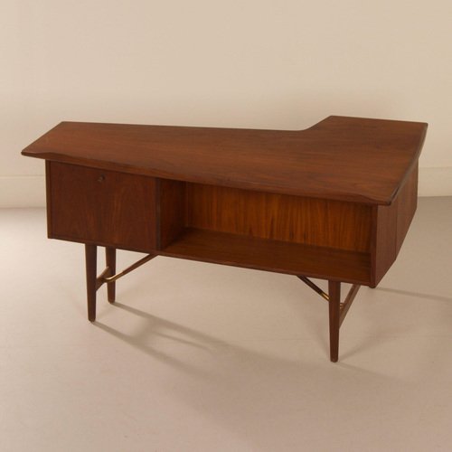 Boomerang Desk by Peter Løvig Nielsen for Hedensted Mobelfabrik, 1960s