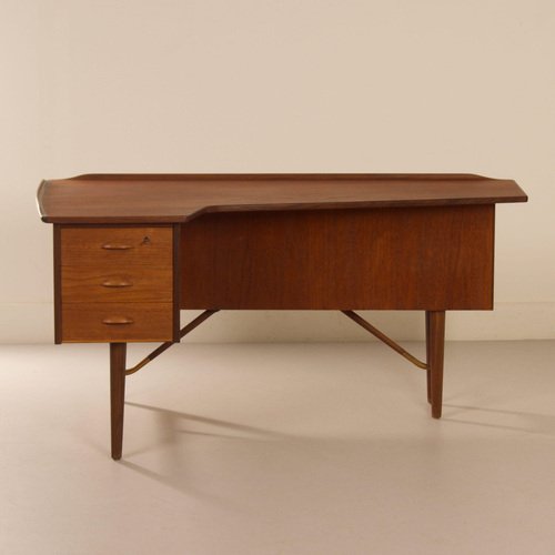 Boomerang Desk by Peter Løvig Nielsen for Hedensted Mobelfabrik, 1960s