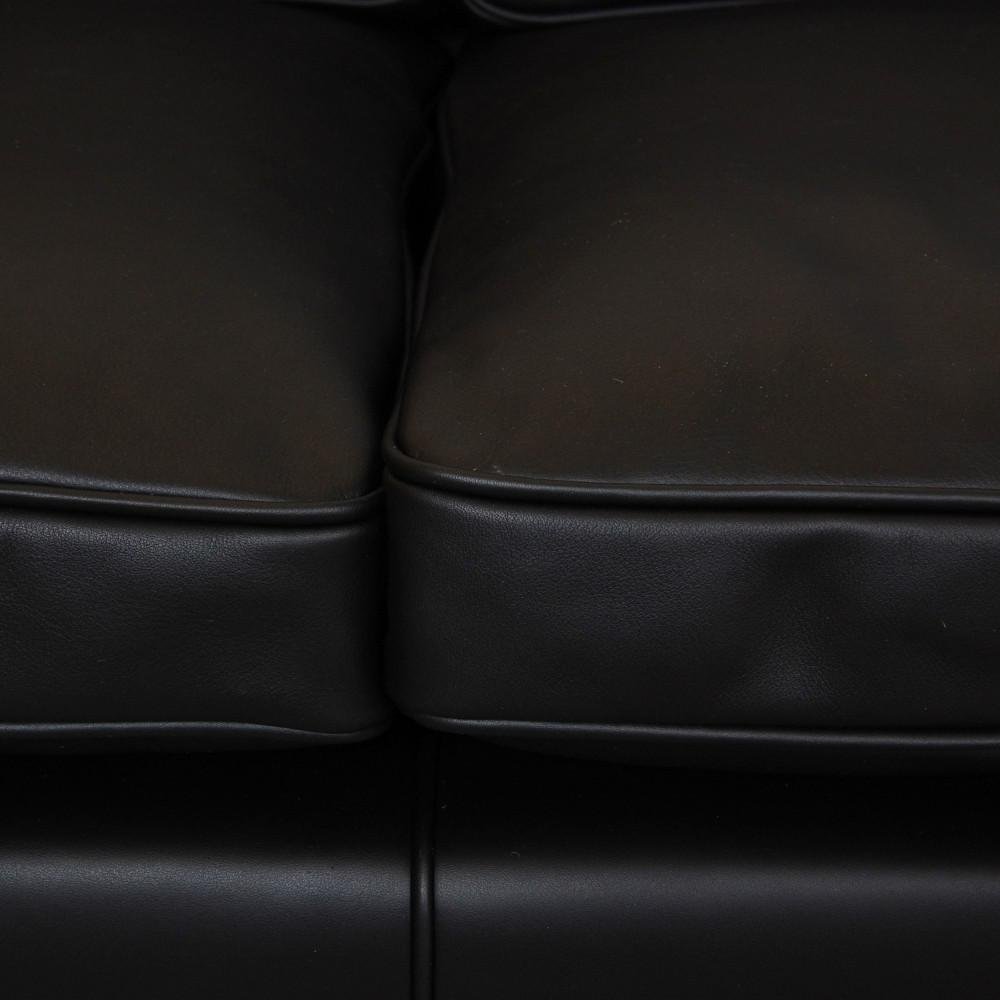 Børge Mogensen 2213 3.seater Sofa in Black Nevada Aniline Leather by Børge Mogensen for Fredericia