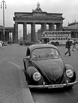 Brandenburg Gate with the Volkswagen Beetle, Germany, 1939-DYV-1030880