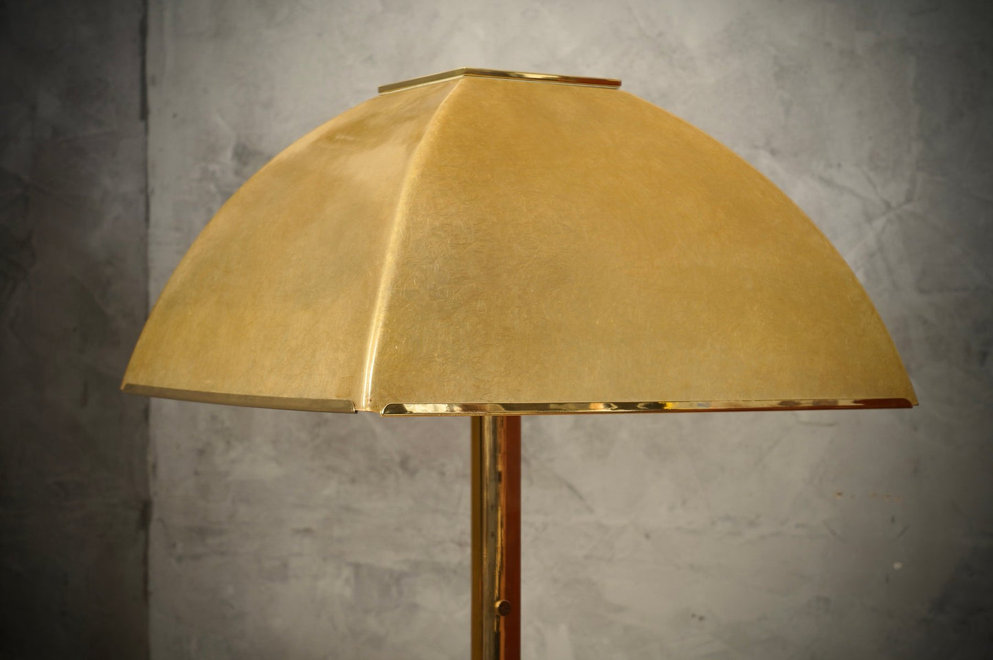 Brass and Fiberglass Floor Lamp by Salvatore Gregorietti for Lamperti, 1960s