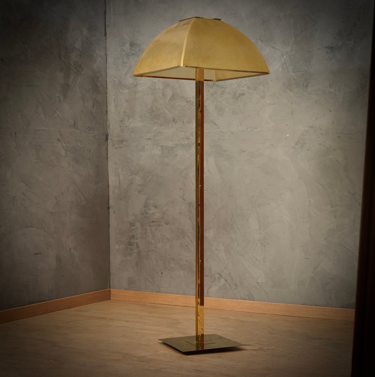 Brass and Fiberglass Floor Lamp by Salvatore Gregorietti for Lamperti, 1960s