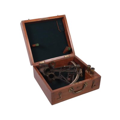 Brass Sextant-VMM-1048171