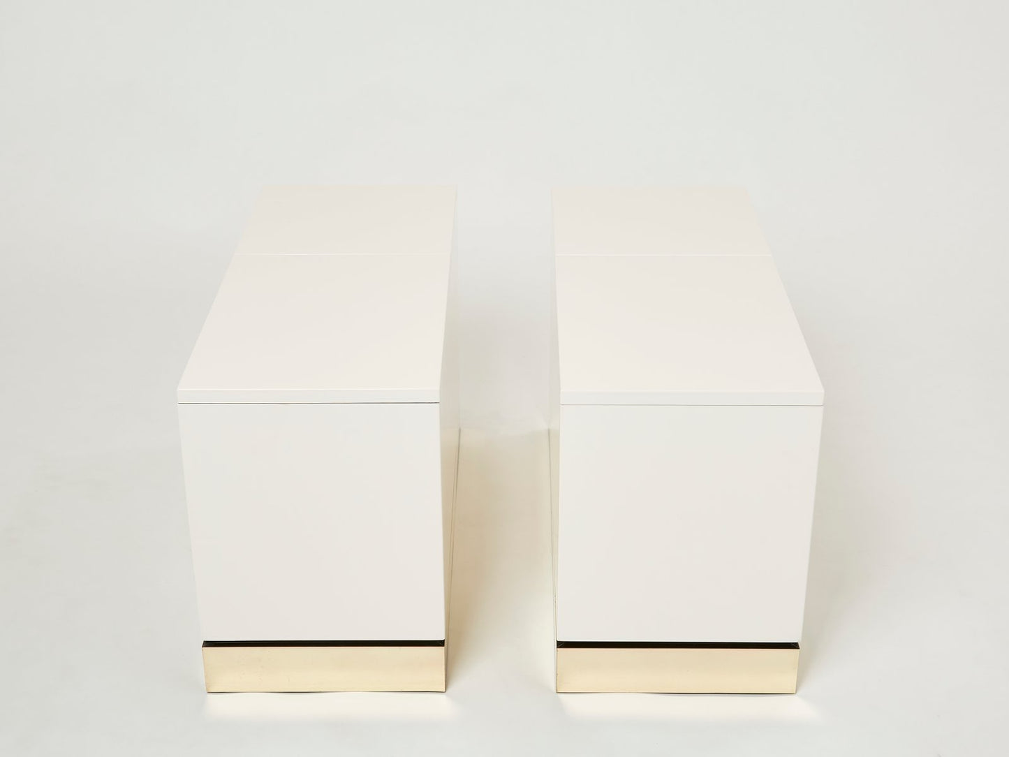 Brass White Lacquered Trunk End Tables by J.C. Mahey, 1970s, Set of 2