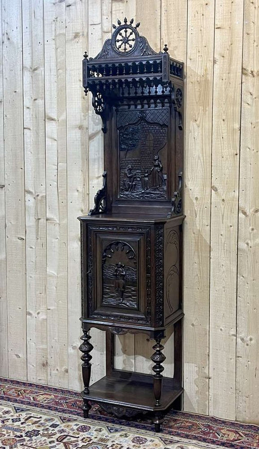 Breton Credenza in Chestnut, Late 19th Century