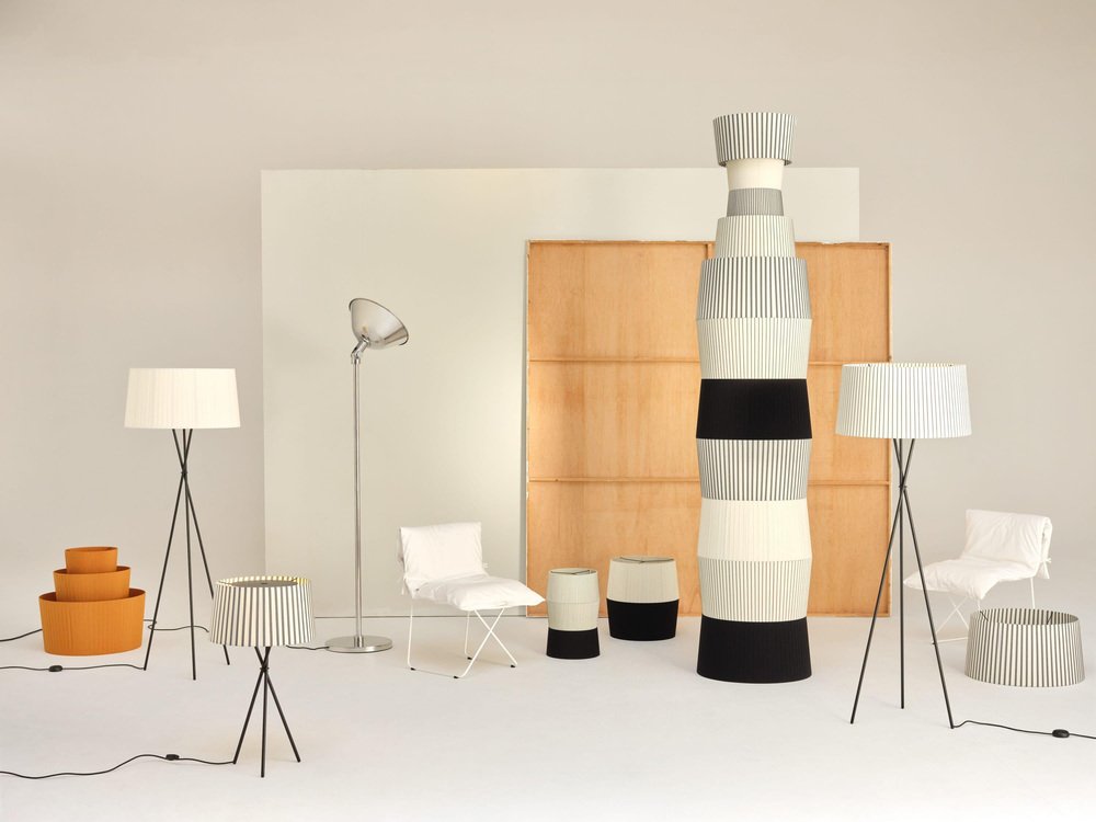 Bretona Tripod G5 Floor Lamp by Santa & Cole